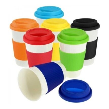 Mug Cerámico con accesorios de silicona para líquidos calientes. Contenido 400 ml