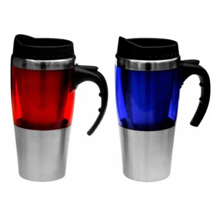 Jarro mug con interior metálico, exterior de color con borde y base de metal. Capacidad 450 ml
